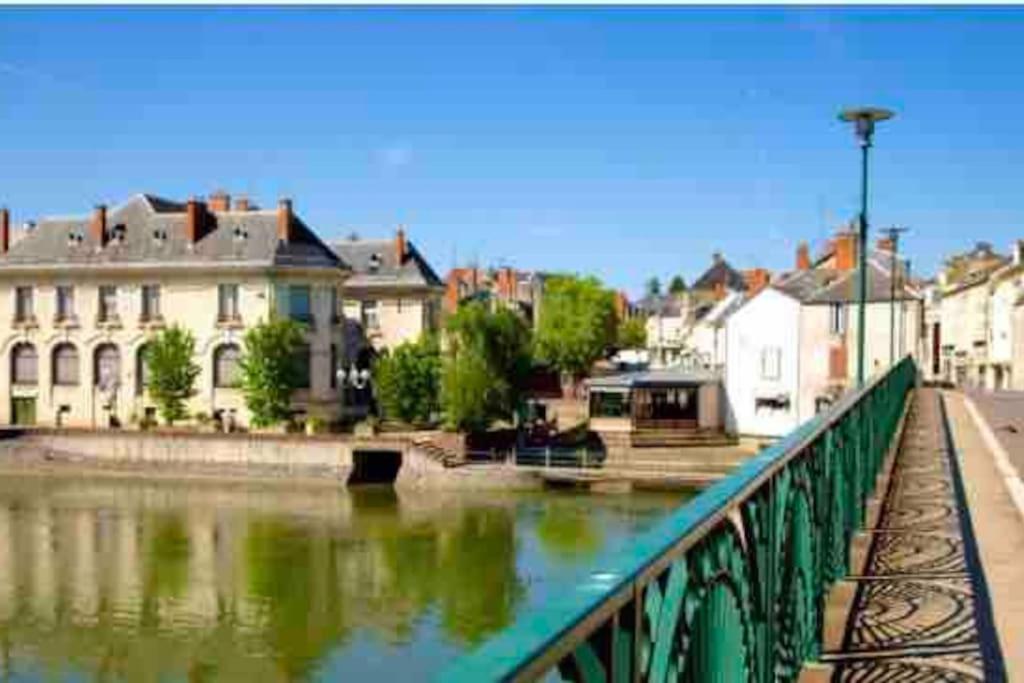 Charmant Studio Vierzon Buitenkant foto